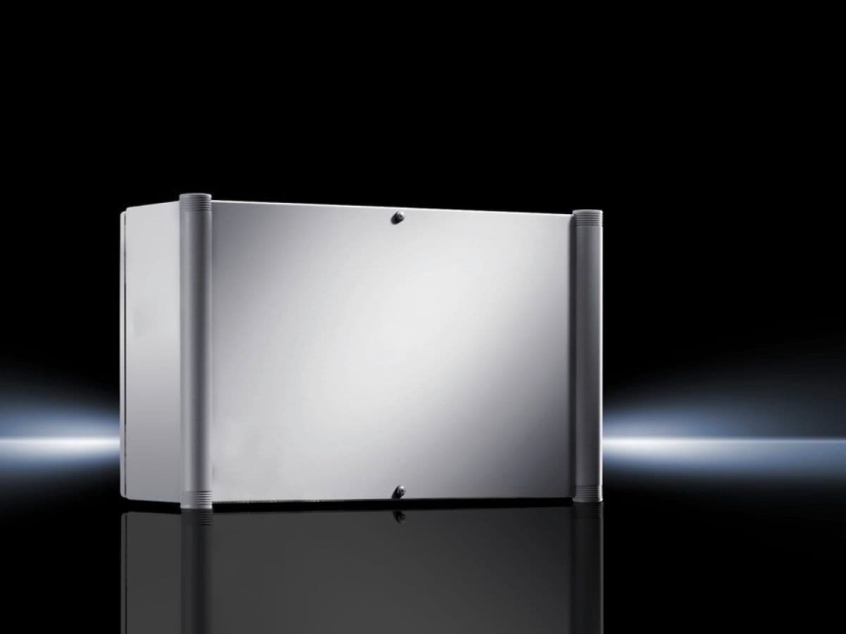 Command panel based on AE, with handle strips