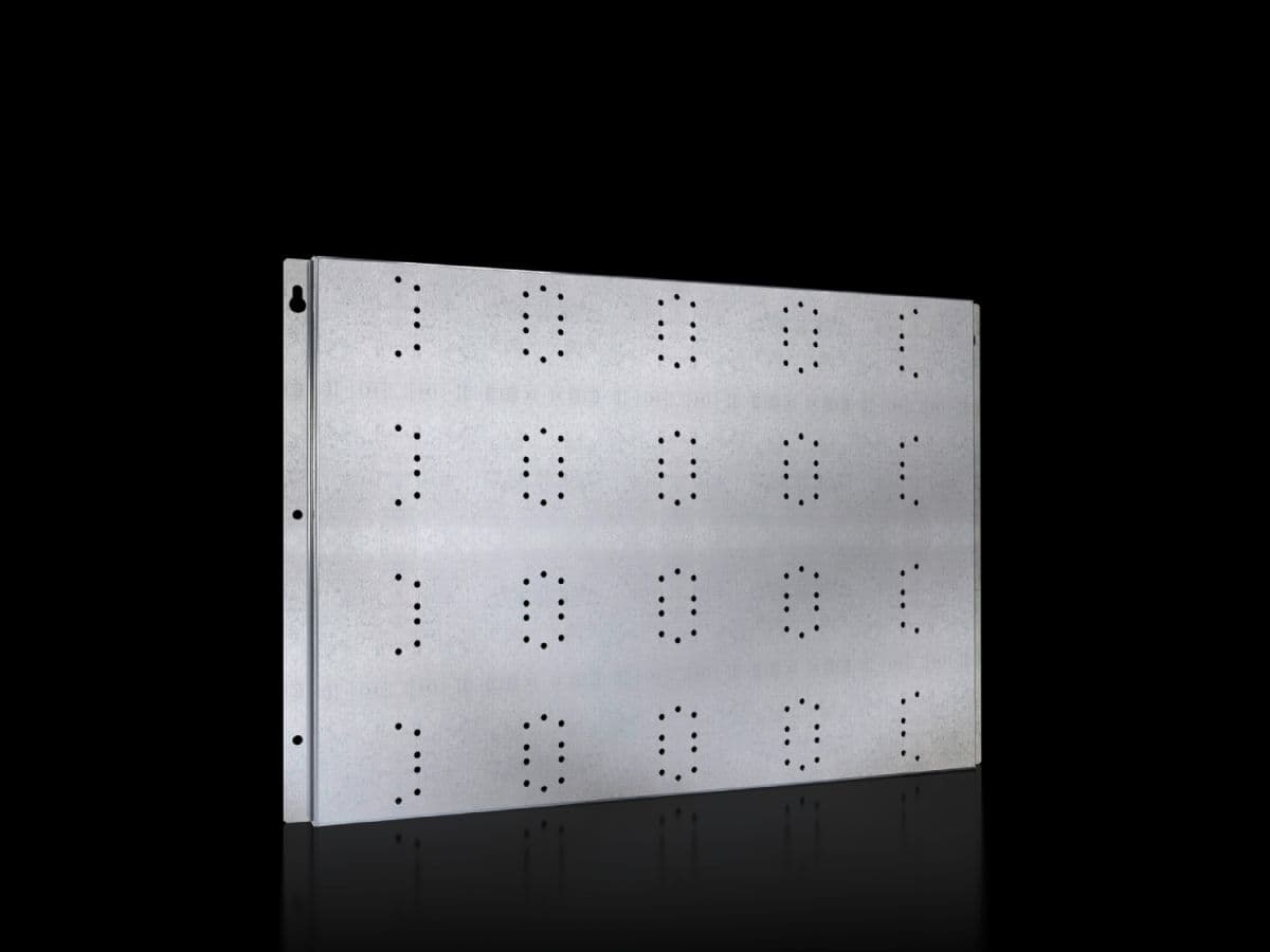 Retaining plate for cable connection space