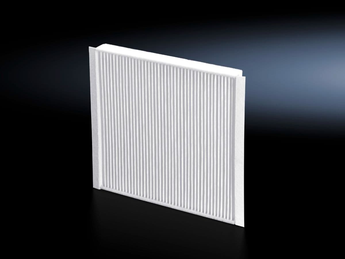 Pleated filter for fan-and-filter units, roof-mounted fans, cooling units and chillers