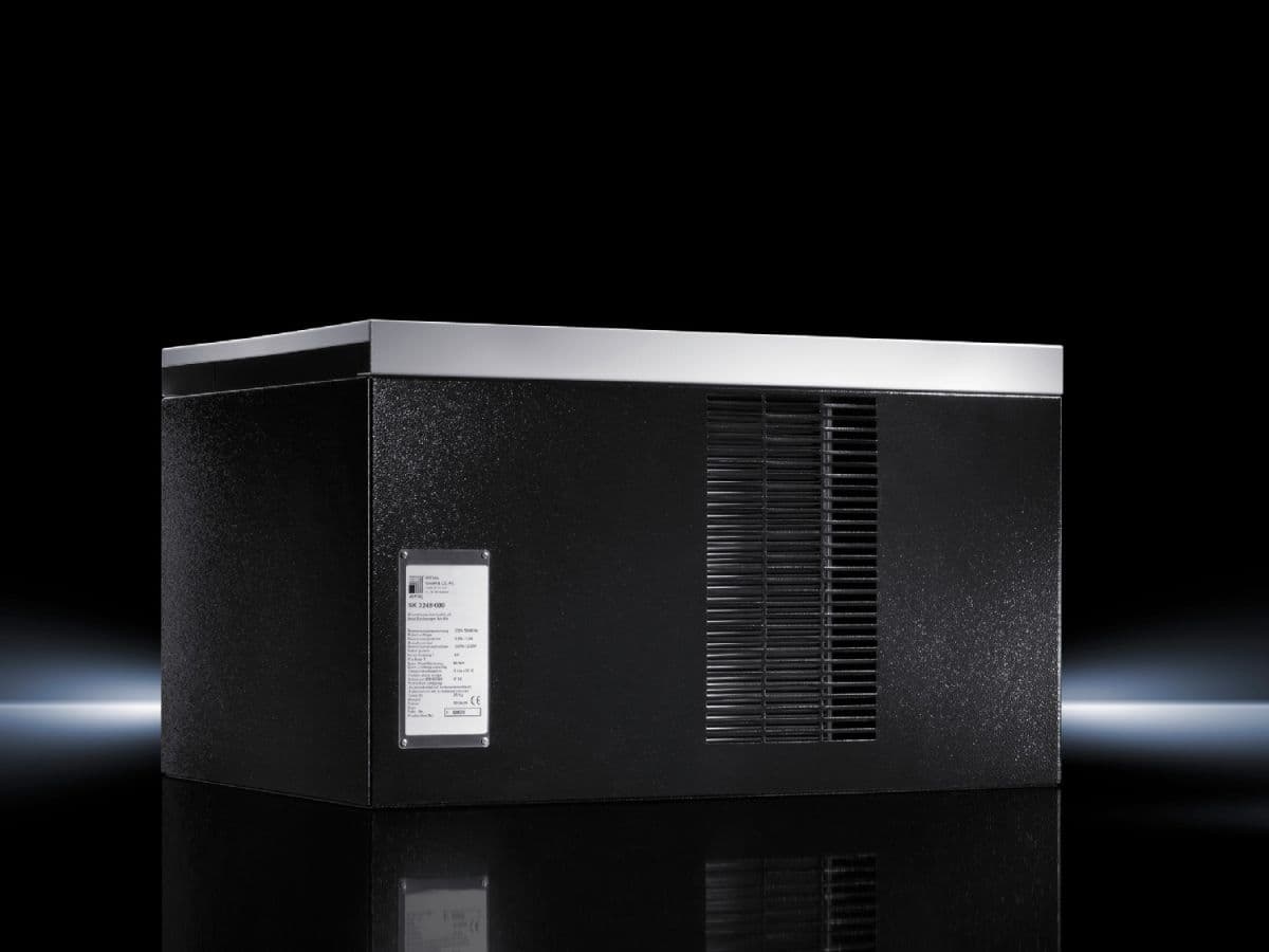 Air-air heat exchanger roof-mounted