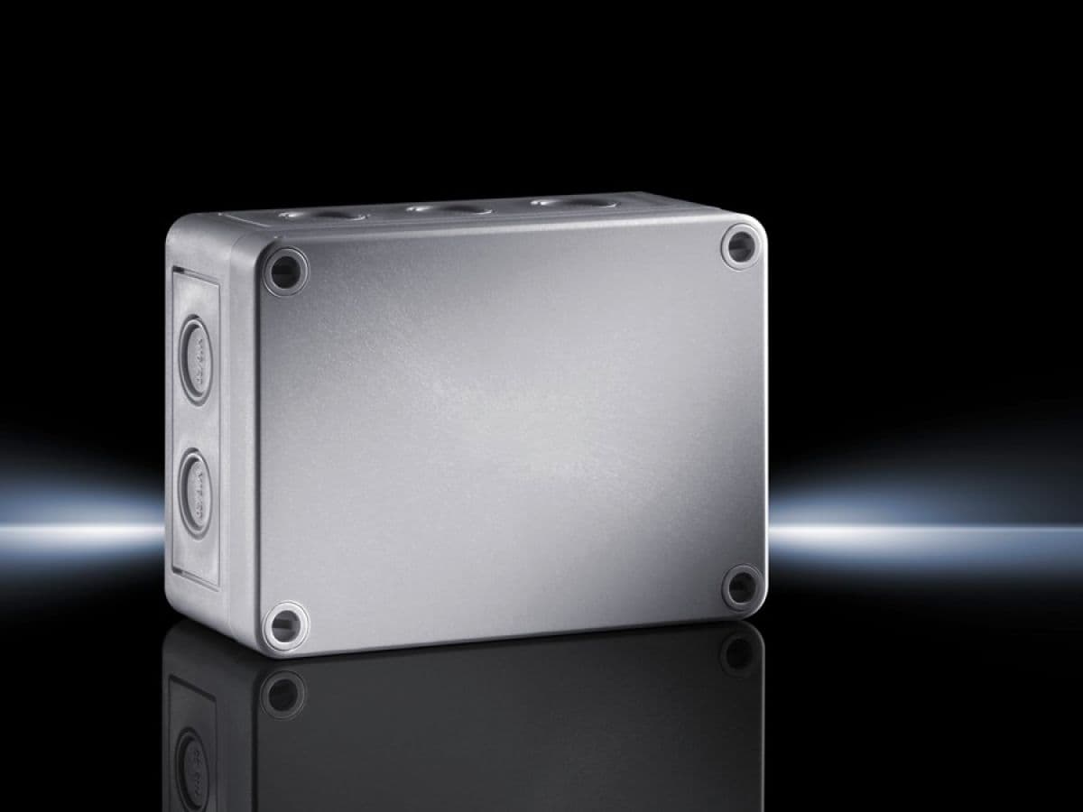 Polycarbonate enclosures PK مع knockouts