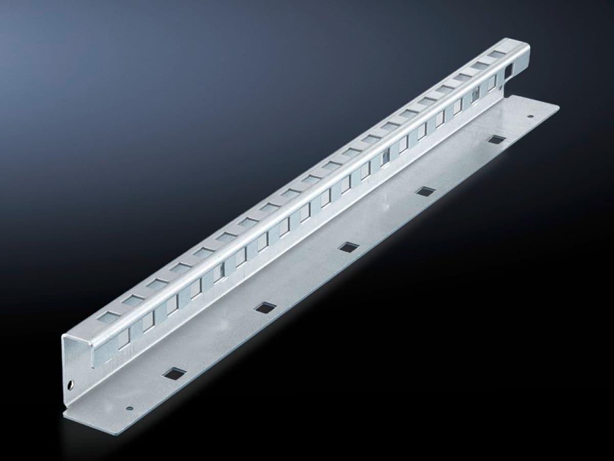 Mounting bracket for compartment divider and air circuit-breaker support rail