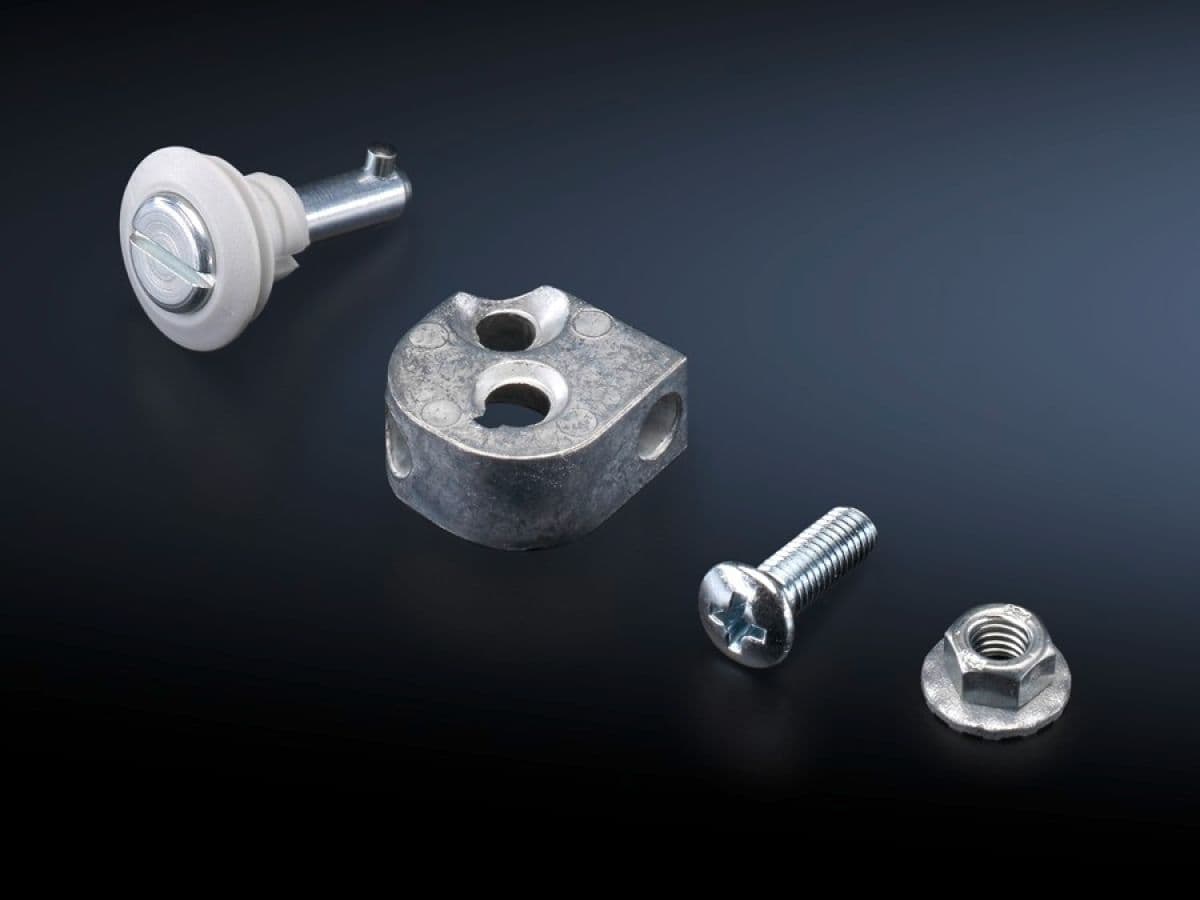 Spare quick-release fastener