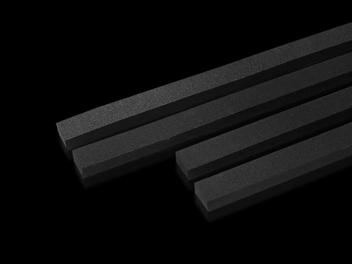 Divider panel seal