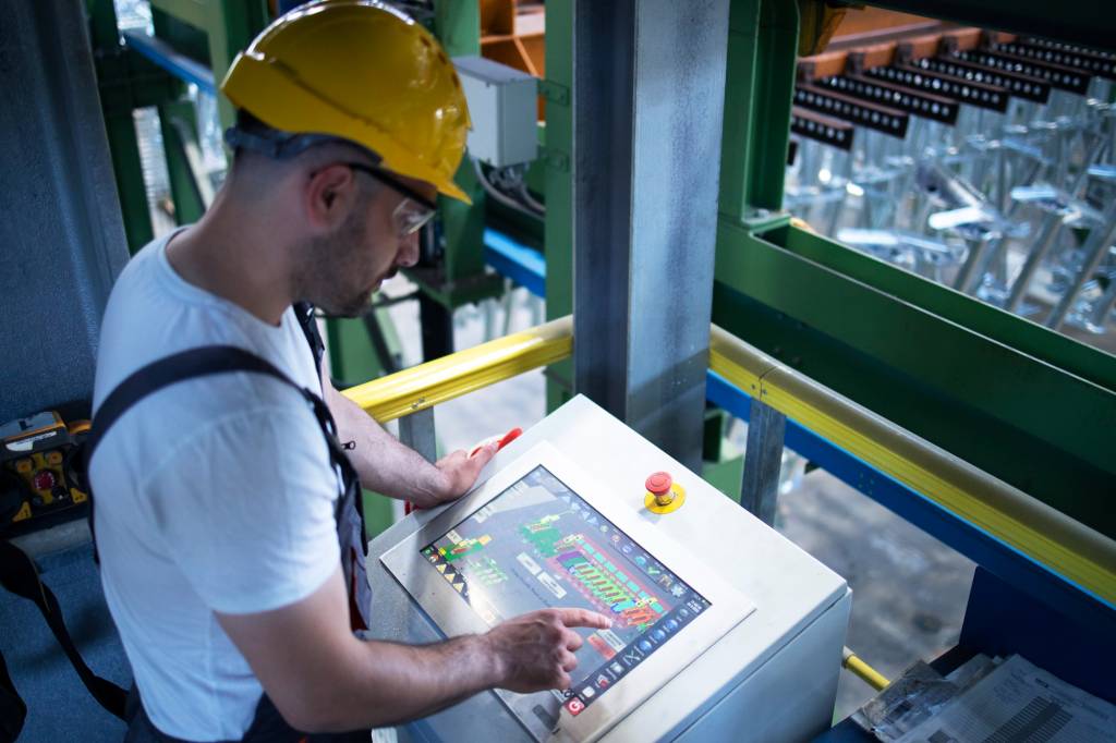 The Role of Drives and Soft Starters in Energy Efficiency